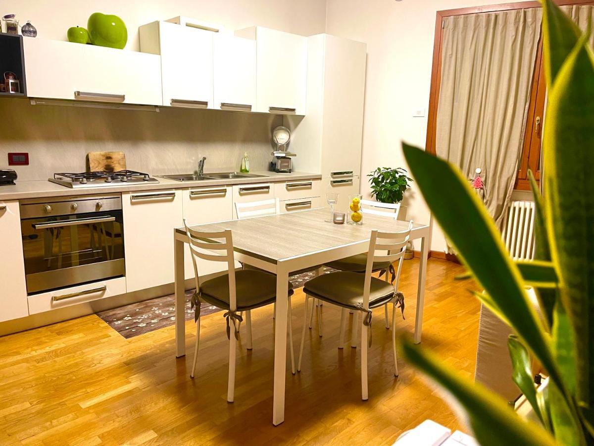 Ca' Del Sole - Attico Panoramico In Centro Storico Apartment Montagnana  Ngoại thất bức ảnh